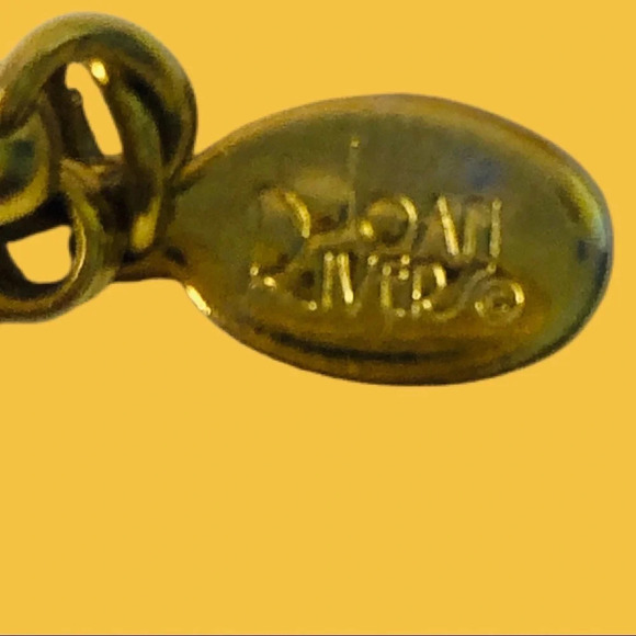 Joan Rivers necklace and ring. Gold color leather. - Picture 8 of 8